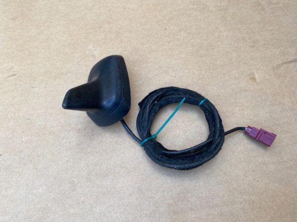 Antena plafon Audi A3 8P 8P0035503J 8P0 035 503 J - Dezmembrari Auto