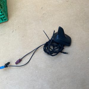 Antena radio Audi A4 B8 8K5035503A 8K5 035 503 A - Dezmembrari Auto