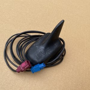 Antena radio GPS Audi A3 8P din 2009 8P0035503K 8P0 035 503 K - Dezmembrari Auto