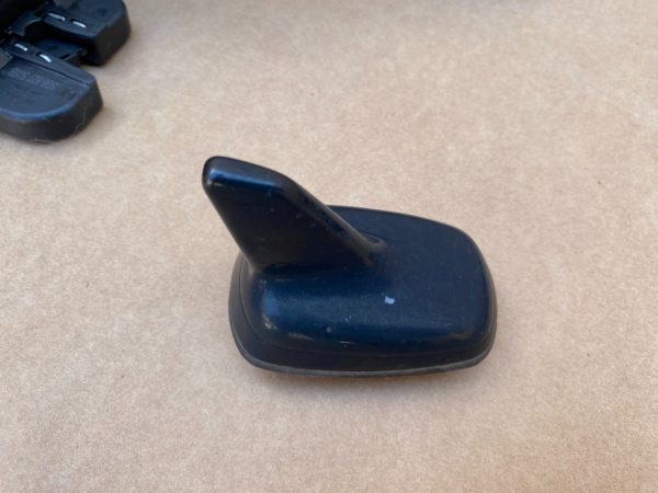 Antena radio GPS VW Golf 7 2019 5Q0035507P 5Q0 035 507 P la 0 km - Dezmembrari Auto