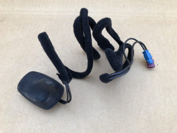 Antena radio navigatie Audi A3 8P s-line 8P0035503K 8P0 035 503 K - Dezmembrari Auto