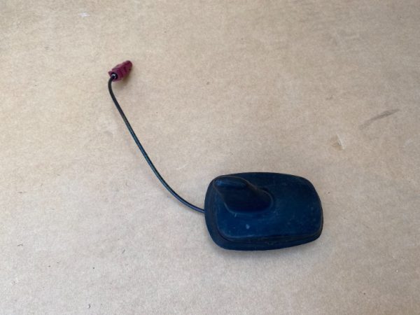 Antena radio VW Golf 5 1K0035507 1K0 035 507 - Dezmembrari Auto