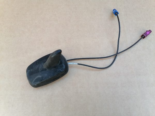 Antena radio VW Passat B6 1K0035507K 1K0 035 507 K - Dezmembrari Auto
