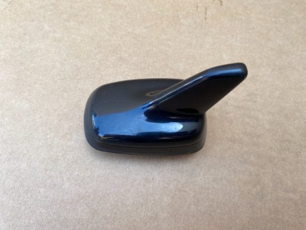 Antena radio VW Passat B8 Golf 7 Skoda Octavia 3 5Q0035507S 5Q0 035 507 S - Dezmembrari Auto