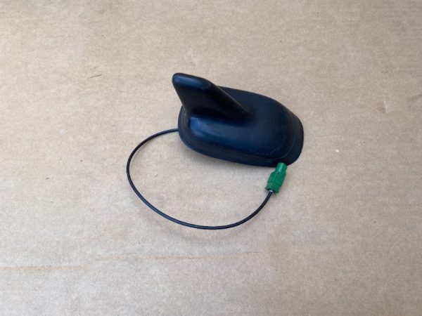 Antena radio VW Passat CC B6 B7 3C0035507Q 3C0 035 507 Q - Dezmembrari Auto