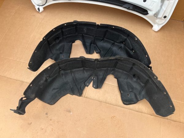 Aparatoare noroi stanga dreapta spate carenaj BMW X1 F48 din 2018 - Dezmembrari Auto