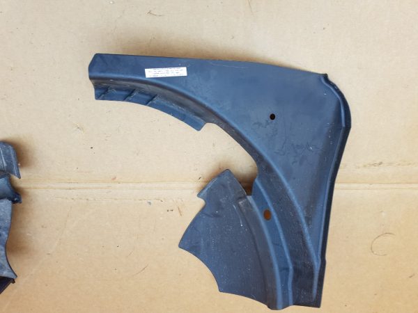 Aparatoare stanga fata Audi A3 8P 8P0805885 8P0 805 885 - Dezmembrari Auto