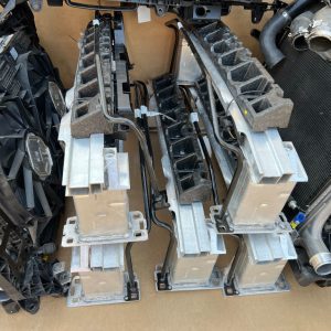 Armatura bara fata VW Touareg CR din 2018 2019 2020 2021 2022 2023 - Dezmembrari Auto