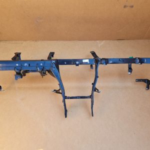 Armatura intaritura plansa bord Audi Q8 2019 4M8857017 4M8 857 017 - Dezmembrari Auto