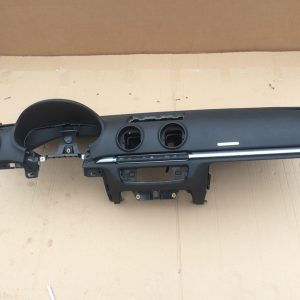 Plansa bord Audi A3 8v e-tron din 2015 - Dezmembrari Auto