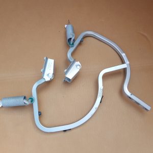 Balamale balama stanga dreapta capota spate VW Jetta 2016 5C6827301E 5C6827302D - Dezmembrari Auto