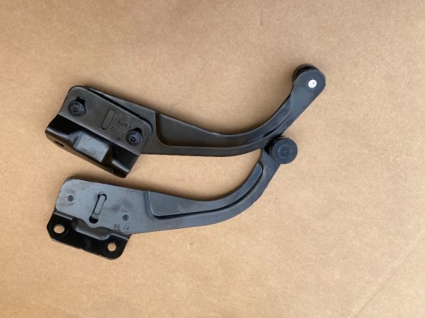 Balamale usa culisanta VW Caddy Ford Connect 2023 2K7843435C 2K7 843 435 C 2K7843436C 2K7 843 436 C la 0 km - Dezmembrari Auto