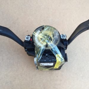 Banda volan manete semnalizare tempomat VW Touran 1K0 959 653 C 1K0 953 513 A - Dezmembrari Auto