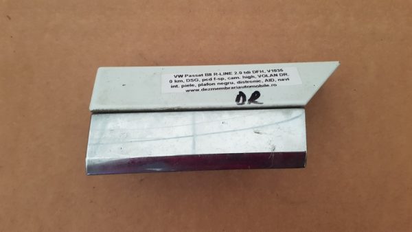 Bandou cromat aripa dreapta fata VW Passat B8 3G0853990D 3G0 853 990 D - Dezmembrari Auto