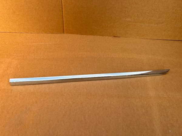 Bandou cromat usa stanga spate BMW G12 M 760 LXiA seria 7 din 2017 - Dezmembrari Auto