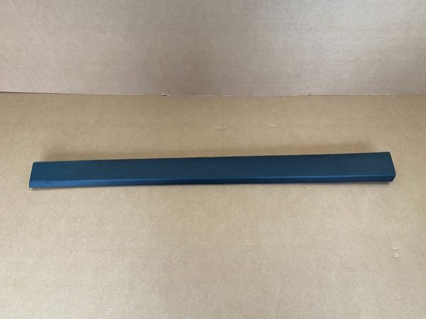 Bandou usa dreapta fata BMW X1 F48 din 2019 7352092 - Dezmembrari Auto