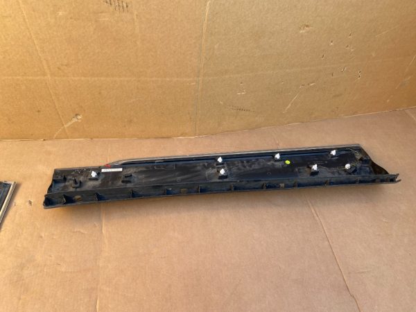Bandou usa dreapta fata VW Tiguan 2017 5NA854940E 5NA 854 940 E 5NA854940F 5NA 854 940 F - Dezmembrari Auto - imagine 2