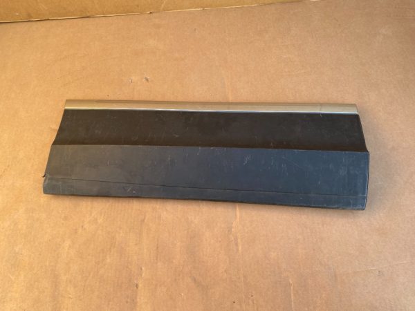 Bandou usa dreapta spate VW Tiguan 2017 5NA854950C 5NA 854 950 C - Dezmembrari Auto