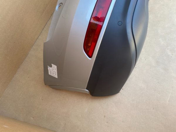 Bara spate completa Audi Q3 cu senzori parcare si stopuri - Dezmembrari Auto - imagine 4