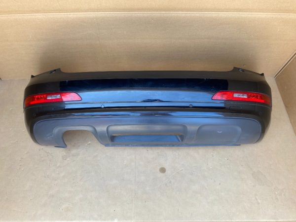 Bara spate completa Audi Q3 cu senzori parcare si stopuri - Dezmembrari Auto