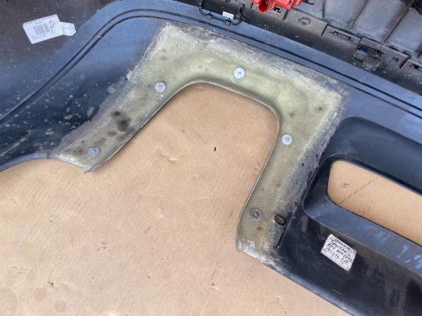 Bara spate completa Audi Q3 cu senzori parcare si stopuri - Dezmembrari Auto - imagine 7