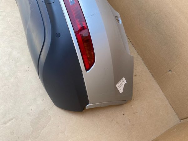 Bara spate completa Audi Q3 cu senzori parcare si stopuri - Dezmembrari Auto - imagine 2