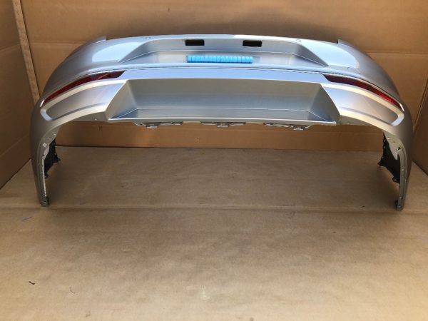 Bara spate completa cu 4 senzori parcare VW Passat B8 limuzina LB7W gri - Dezmembrari Auto - imagine 2