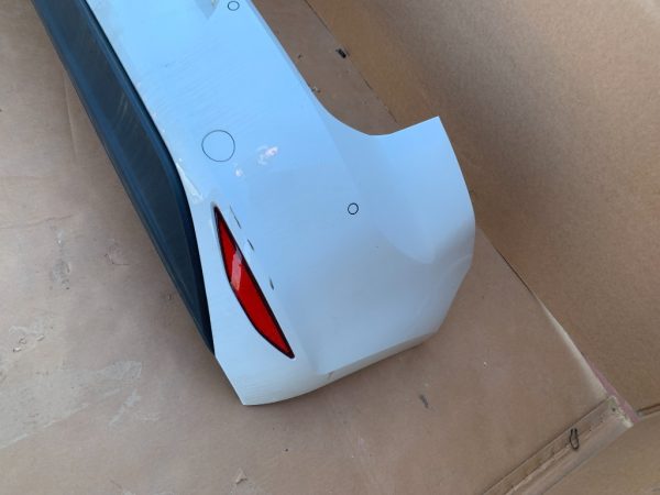 Bara spate completa cu 4 senzori parcare VW Golf 7 2016 hatchback alb lc9a - Dezmembrari Auto - imagine 5