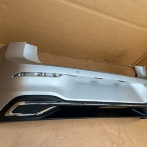 Bara spate completa VW Golf 8 hatchback 2021 cu 4 senzori parcare 5H6807421 - Dezmembrari Auto