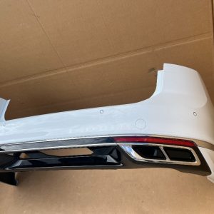 Bara spate completa VW Passat B8.5 R-LINE din 2023 la 0 km cu 4 senzori parcare - Dezmembrari Auto