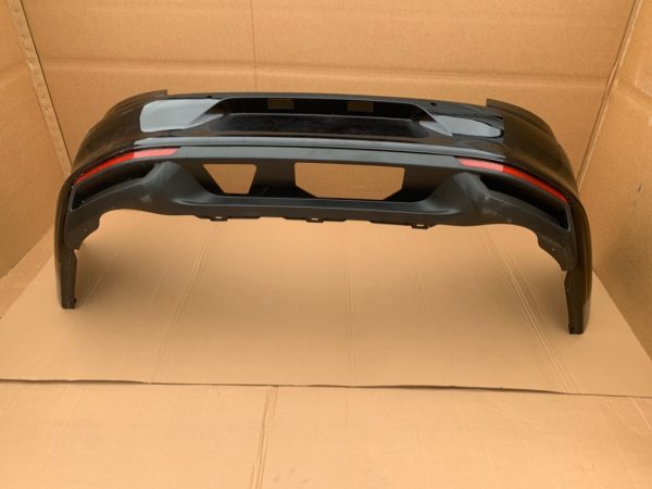 Bara spate modelul cu 4 senzori parcare VW Passat B8 facelift 2020 limuzina 3G5807421 3G5 807 421 - Dezmembrari Auto