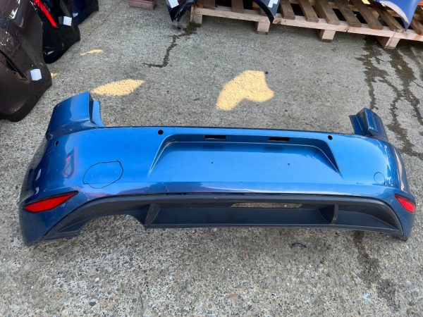 Bara spate VW Golf 7 hatchback cu 6 senzori model cu carlig 5G6807421 5G6 807 421 - Dezmembrari Auto - imagine 4