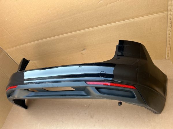 Bara spate VW Passat B8 facelift variant din 2022 completa, cu 6 senzori parcare - Dezmembrari Auto - imagine 5