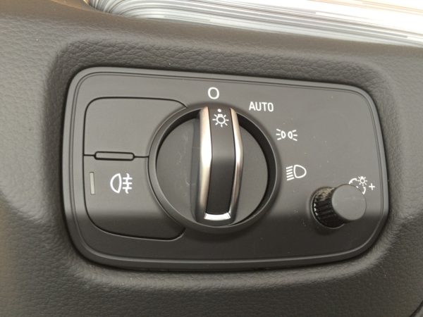 Bloc lumini Audi A3 8V E-TRON la 0 km 8V0941531AD 8V0 941 531 AD - Dezmembrari Auto