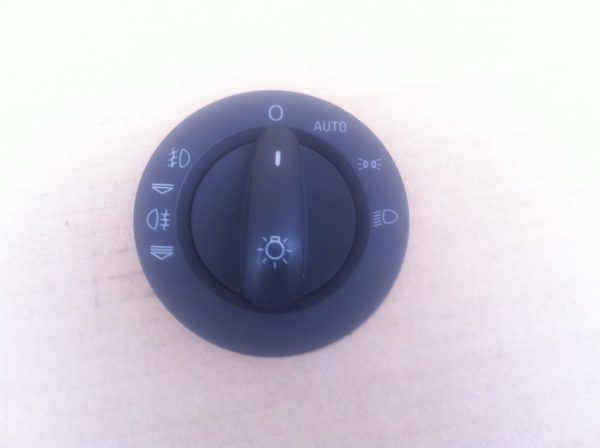 Bloc lumini Audi A6 4F 4F1941531D - Dezmembrari Auto
