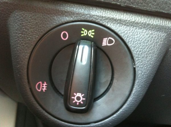 Bloc lumini VW Up 6R0941531B - Dezmembrari Auto
