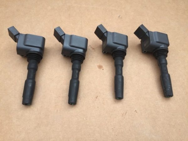 Bobina / bobine inductie VW Passat B8 1.4 TSI 04E 905 110 E 04E905110E - Dezmembrari Auto
