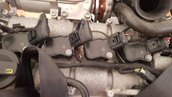 Bobina inductie VW Golf 7 1.4 tsi 04E905110J 04E 905 110 J la 0 km - Dezmembrari Auto