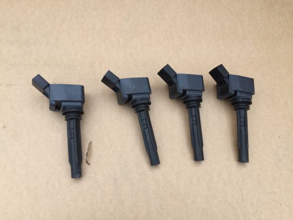 Bobine bobina inductie VW Passat B8 1.4 tsi 04C905110J 04C 905 110 J - Dezmembrari Auto