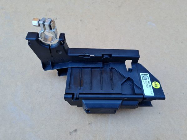 Borna baterie cu modul Audi Q8 2019 4M6915459A 4M6 915 459 A la 0 km - Dezmembrari Auto