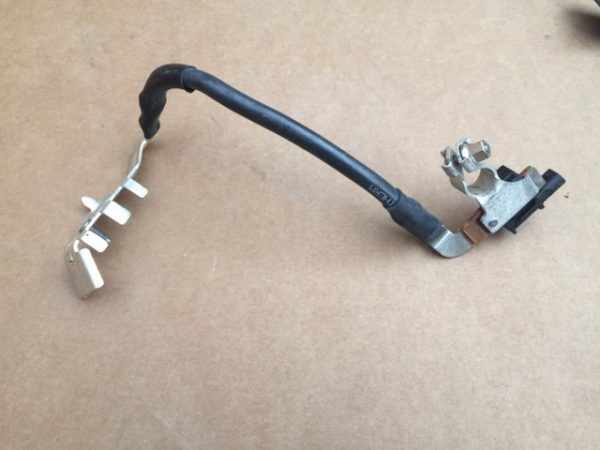 Borna baterie cu senzor VW Passat B8 1.4 TSI 5Q0 915 181 G 5Q0915181G - Dezmembrari Auto