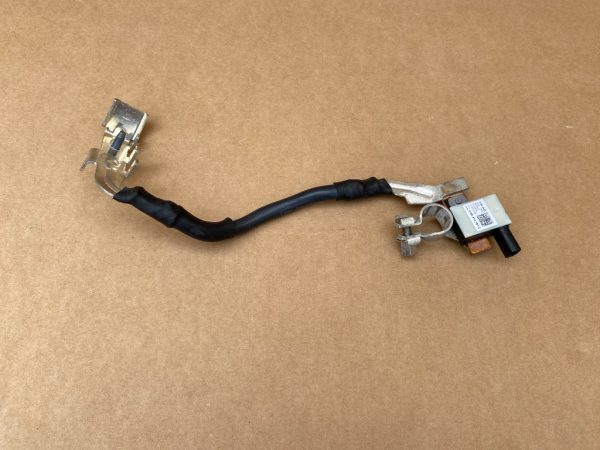 Borna baterie Ford Tourneo Connect 2023 monovolum 2.0 tdi 5WA915181C 5WA 915 181 C - Dezmembrari Auto