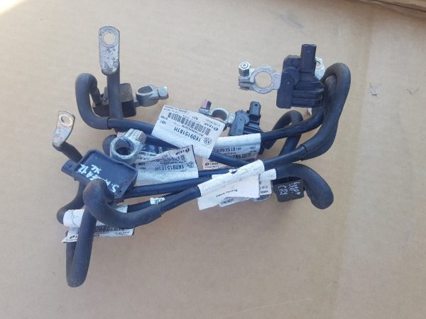 Borna baterie VW Golf 6 1K0915181H 1K0 915 181 H - Dezmembrari Auto