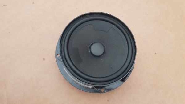 Boxa dreapta spate VW Passat B8 3G0035453 3G0 035 453 - Dezmembrari Auto