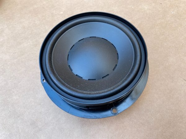 Boxa usa spate Dynaudio VW Passat B8 3C0035453B 3C0 035 453 B - Dezmembrari Auto