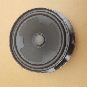 Boxa usa spate VW Passat B8 5Q0959395B 5Q0 959 395 B - Dezmembrari Auto