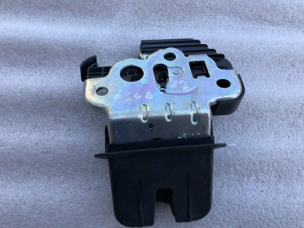 Broasca capota portbagaj Audi A6 4G C7 4H0827505 4H0 827 505 - Dezmembrari Auto