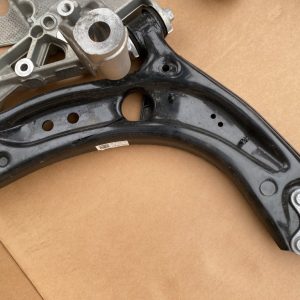 Brat dreapta fata cu pivot Audi A3 8Y 5Q0407152AC 5Q0 407 152 AC la 0 km - Dezmembrari Auto