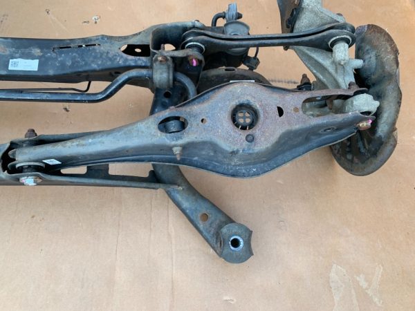 Brat spate VW Passat B8 3Q0505311C 3Q0 505 311 C - Dezmembrari Auto