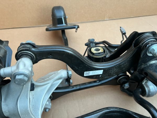Brat spate VW Passat B8.5 variant din 2022 5Q0505323D 5Q0 505 323 D la 0 km - Dezmembrari Auto